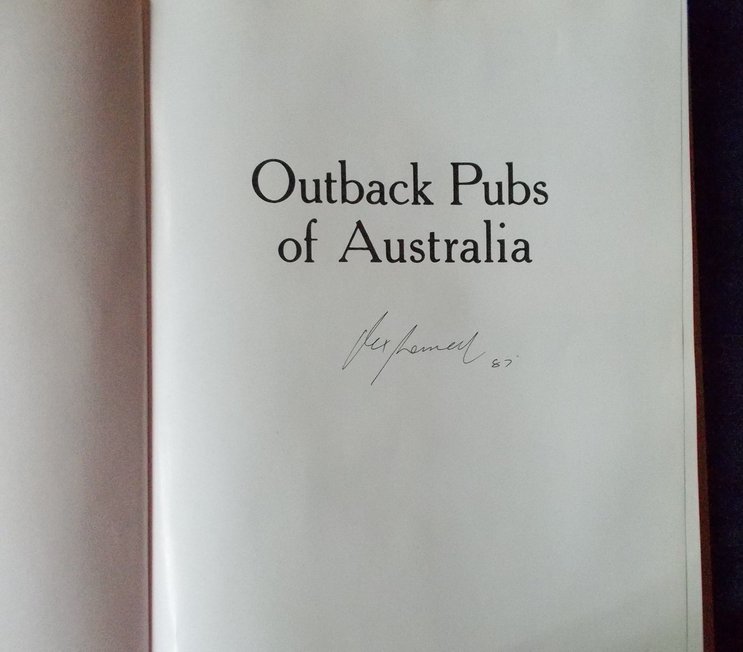 Outback Pubs Of Australia: Rex Newell